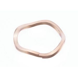 nischade vågfjädrar