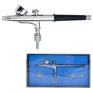 airbrush med dubbelverkan och gravitationsmatning